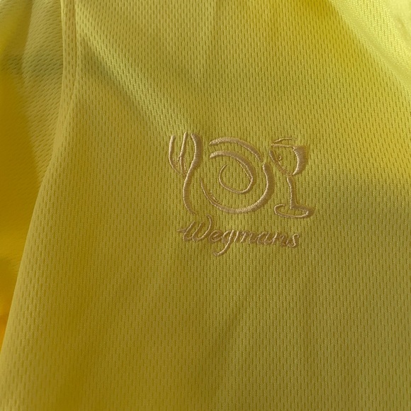 Wegmans Women’s Uniform Shirt - Picture 4 of 4